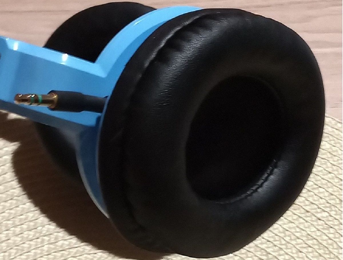 Słuchawki nauszne Superlux HD661 rotacja pionowa