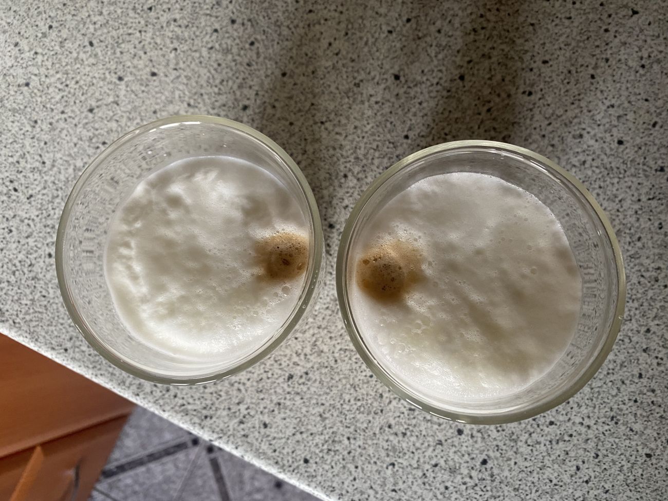 Melitta LatteSelect F63/0-201 2 zaparzone latte macchiato - pianka