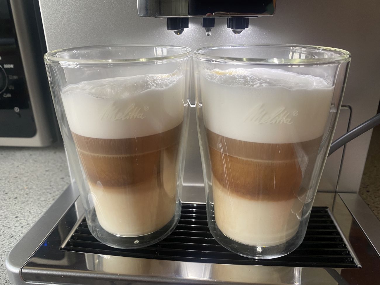 Melitta LatteSelect F63/0-201 2 zaparzone latte macchiato