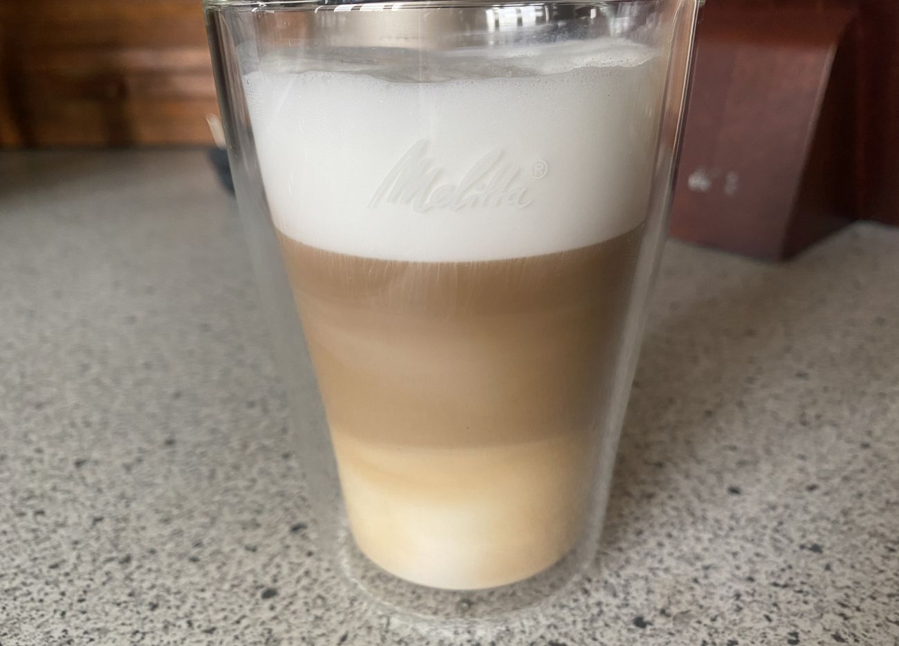 Melitta LatteSelect F63/0-201 zaparzone latte macchiato w szklance