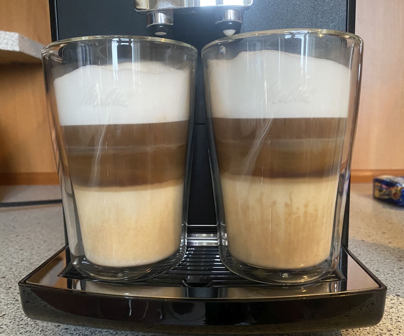 Melitta Latticia OT F30/0-100 zrobione latte macchiato do 2 filiżanek